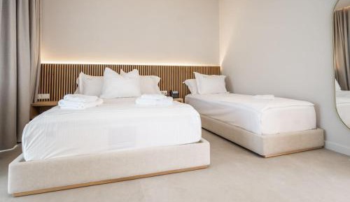 Classic Quadruple Room