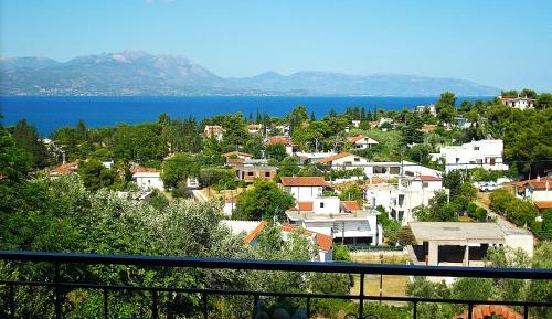 Two-Bedroom Apartment with Balcony and Sea View