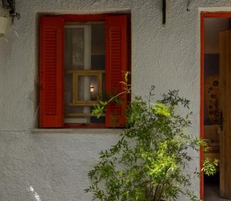 Studio with Garden View