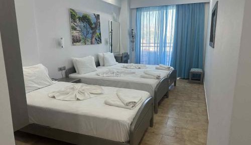 Triple Room with Balcony