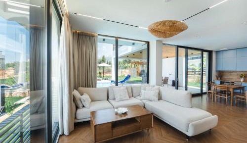 Superior Villa