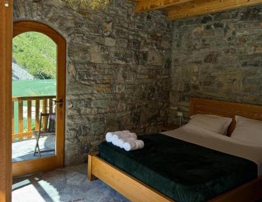 Double Room with Lake View