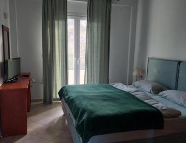 Quadruple Room with Terrace