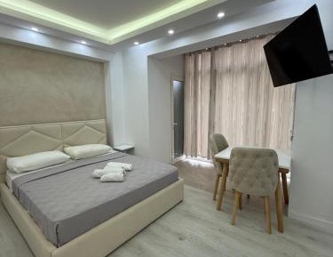 Deluxe Double Studio