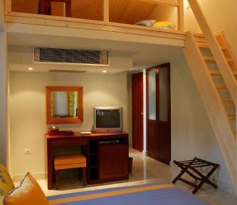 Maisonette with Pool View and Fireplace