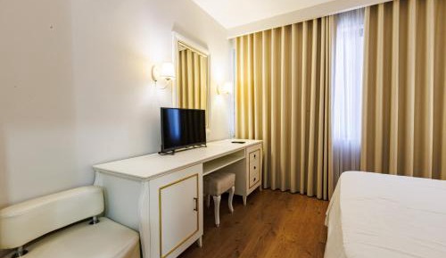 Double Room with Extra Bed
