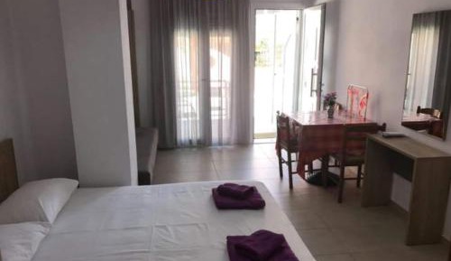 Studio with Terrace