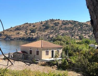 Three-Bedroom Vacation Home 
