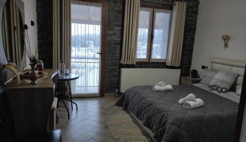 Double Room with Lake View