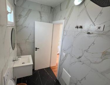 Double Room with Balcony (3 Adults)