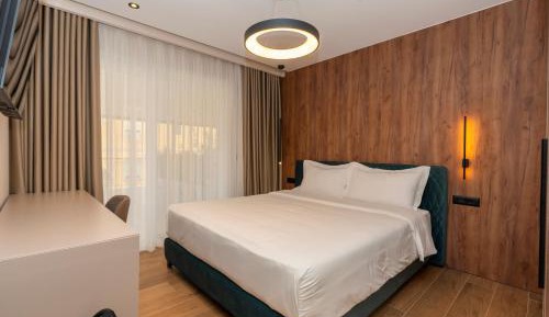 Deluxe Junior Suite