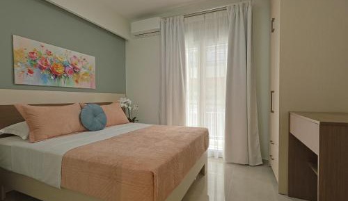 Deluxe One-Bedroom Apartment with City View