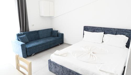 One-Bedroom Deluxe Apartment