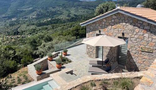 Petra Villa – One Bedroom Villa with Plunge Pool