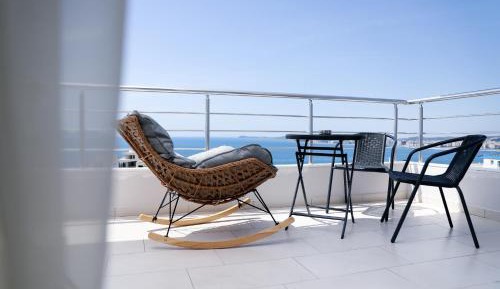 Double Room with Balcony and Sea View
