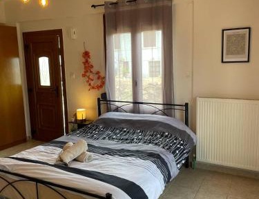 Studio Apartment with Balcony