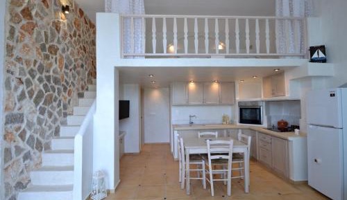 Executive One-Bedroom Suite with Private Pool