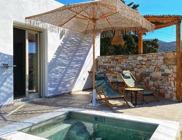 Deluxe Villa