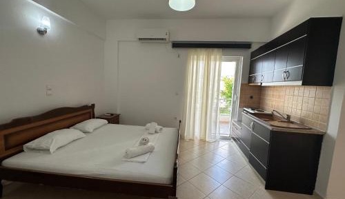 Triple Room with Balcony