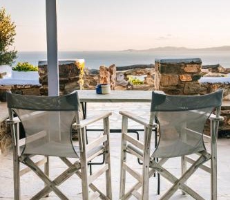 Studio Apartment with Sea View