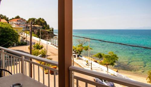 Two-Bedroom Apartment with Balcony and Sea View