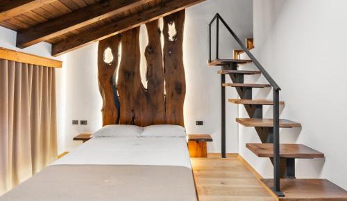 Duplex Suite with City View