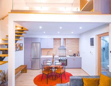 Deluxe Apartment