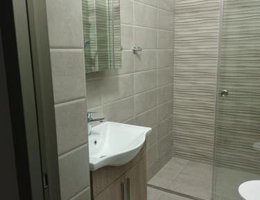Studio (3 Adults)