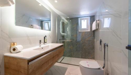 Superior Double with Sharing Pool Inland View