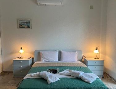 Classic Quadruple Room