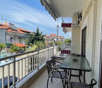 One-Bedroom Apartment (3 Adults)