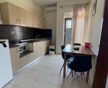 Two-Bedroom Apartment (5 Adults)