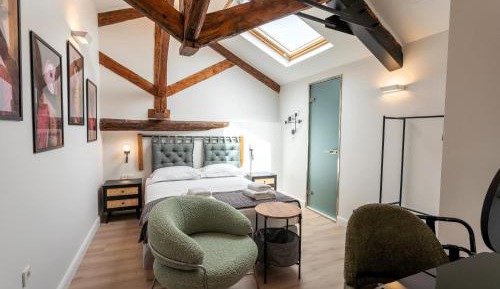 Deluxe Double or Twin Room