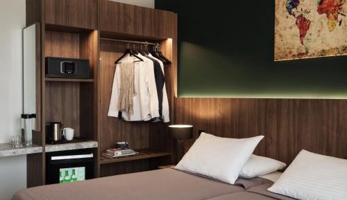 Superior Room with City View