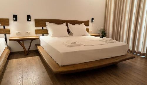 Triple Room with Mountain View