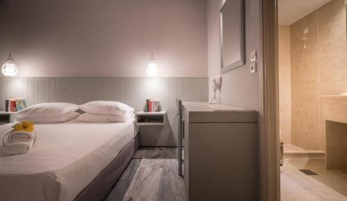 Double  Room