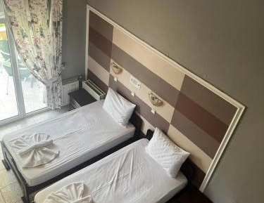 Quadruple Room with Mountain View