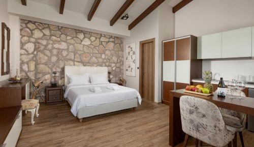 Stone Suite