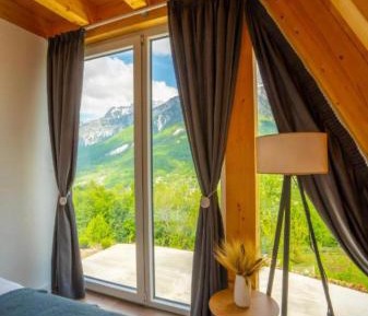 Double Room with Mountain View