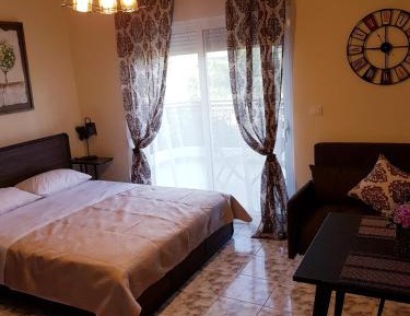 Standard Double or Twin Room with Garden View