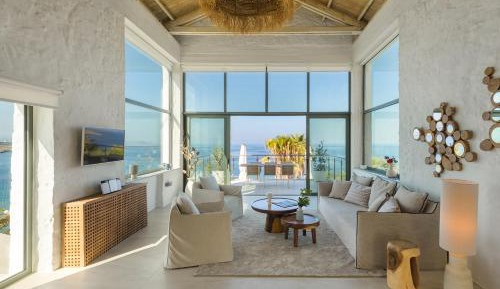 Villa with Sea View