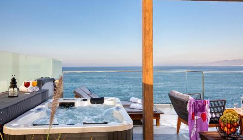 Villa - Beach Front