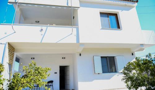 Studio with Terrace