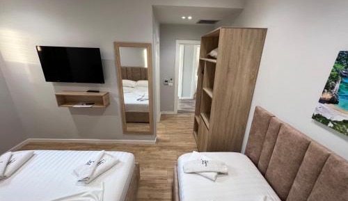 Basic Triple Room