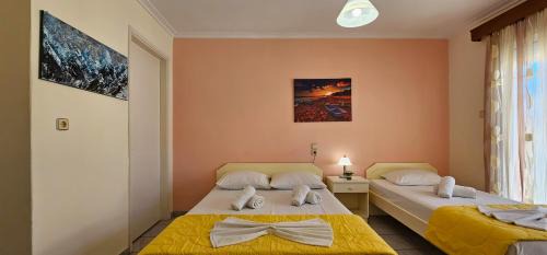 Triple Room with Garden View