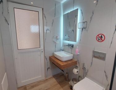 Comfort Triple Room with Shower