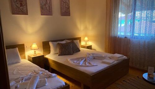 Triple Room with City View