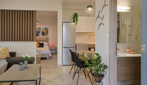 One-Bedroom Apartment with Garden