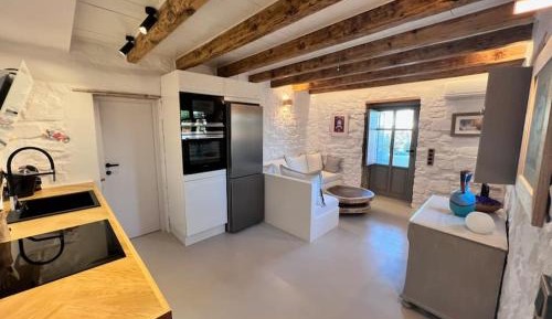 One-Bedroom House