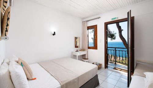 Studio with Sea View